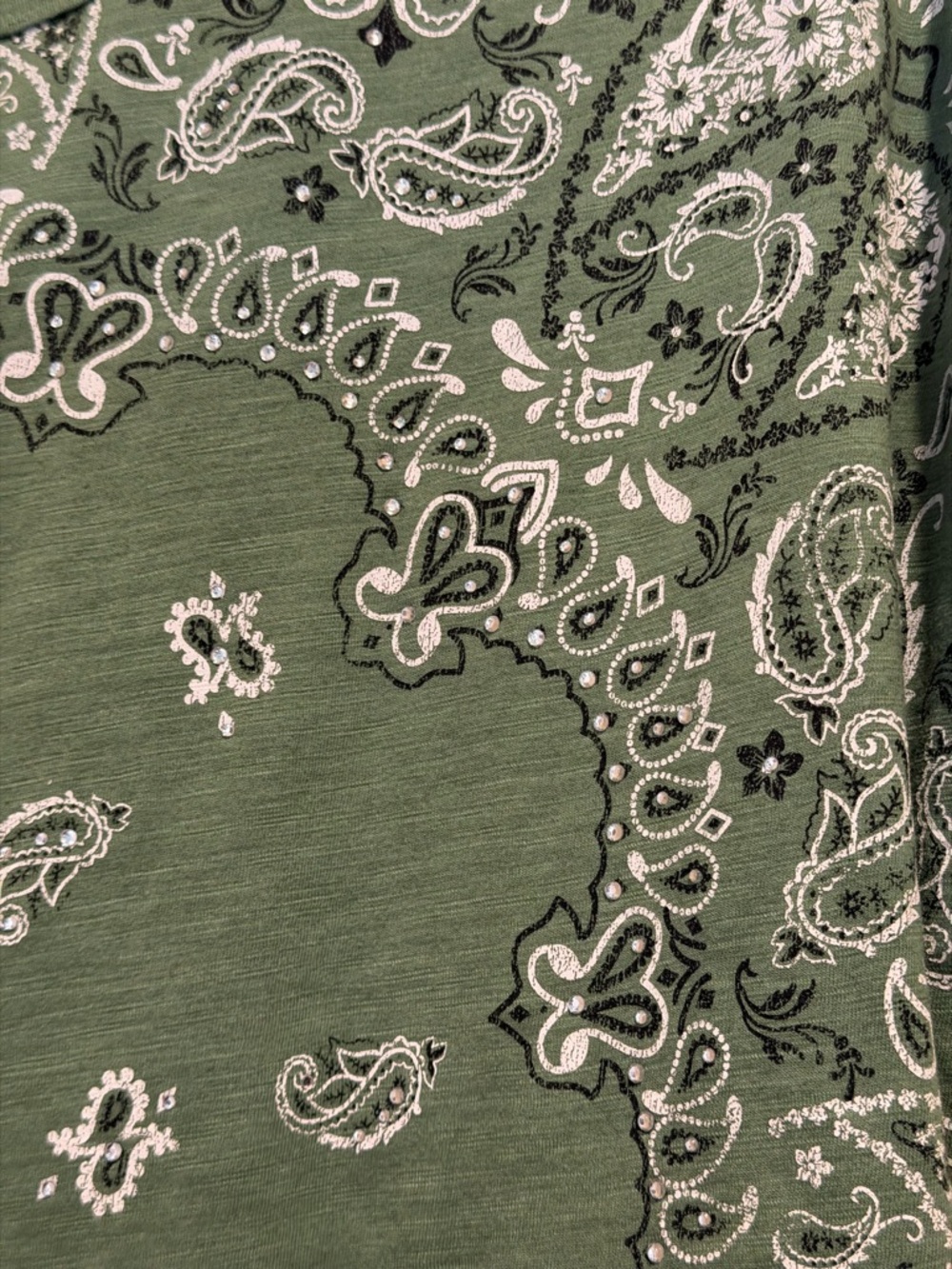 Lane Bryant Olive Green Bandana-Print Short Sleeve Tee - Picture 3 of 10
